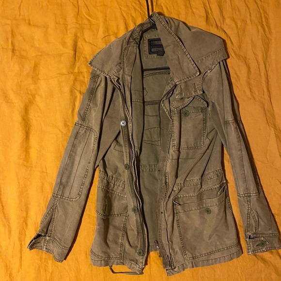 Hand stitched 21 Men American Brand with added dessert patch - Picture 2 of 3